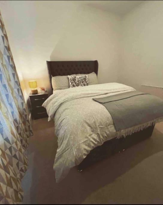 Two Bedroom Flat In London Eksteriør billede